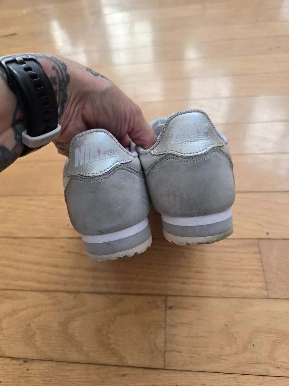 Nike | Classic Cortez Pure Platinum Metallic Silver Retro Sneakers | WMS 8